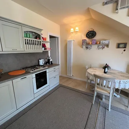 Duplex With Terrace , Pool, 2 Bedrooms Apartamento Lenno